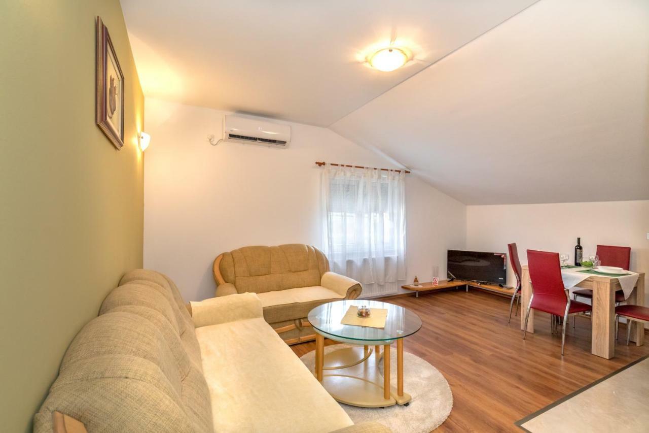 Arenta Apartments Metković Esterno foto